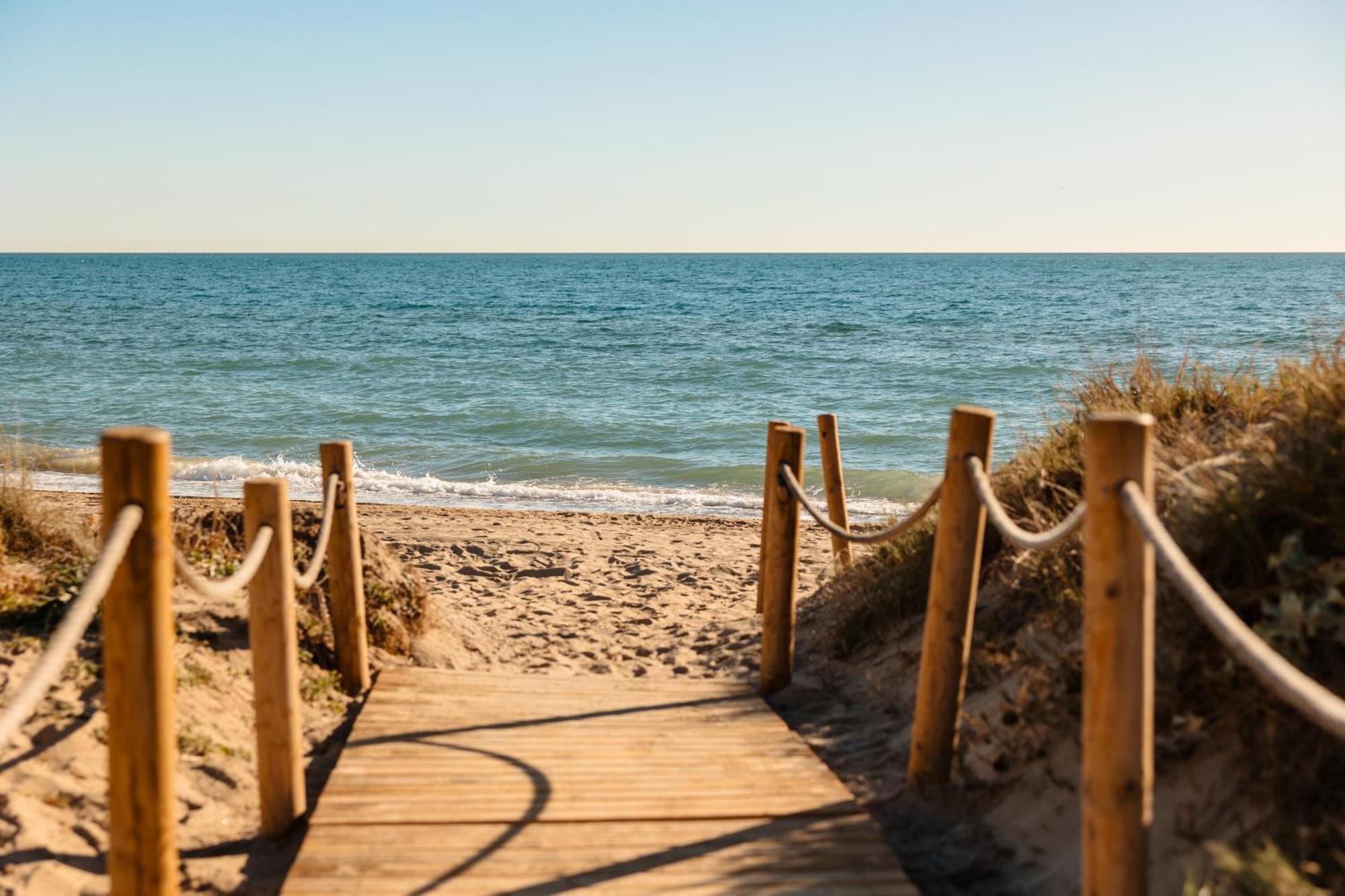 Cozy By The In Costabella, *